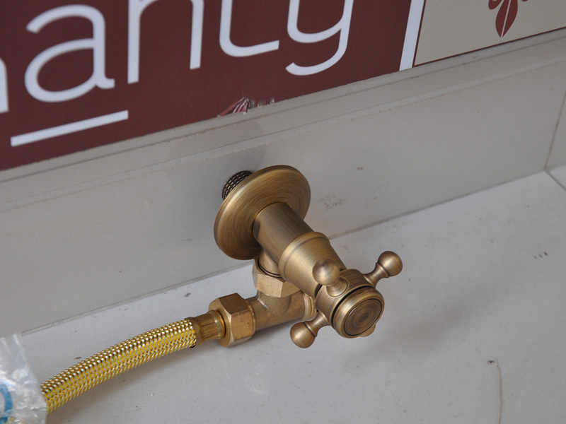 Van góc T cầu GCV11