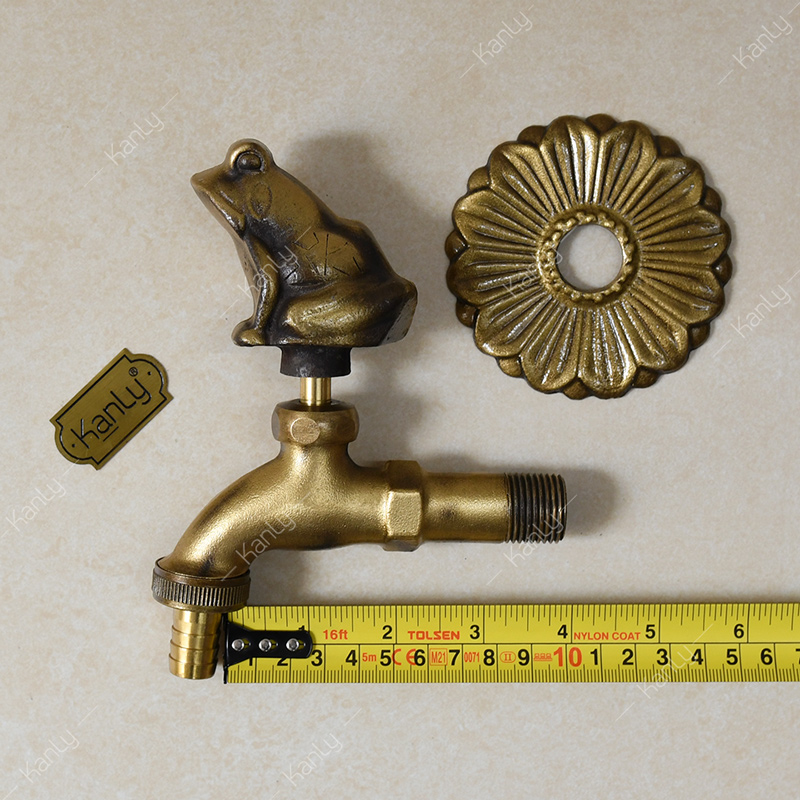 Kích thước vòi gắn tường hình con ếch GCT02E