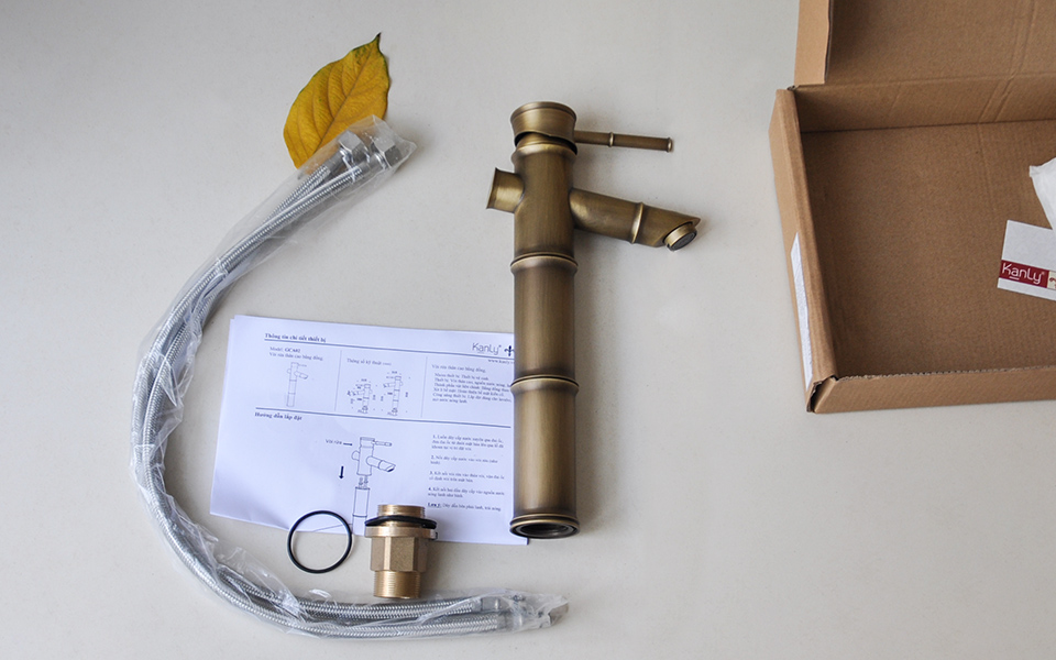 Vòi nước hình cây tre, vòi chậu rửa, nóng lạnh