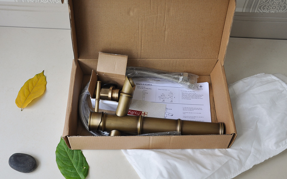 Vòi nước hình cây tre, vòi chậu rửa, nóng lạnh