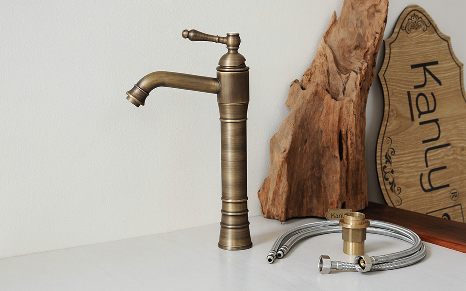 Vòi lavabo nóng lạnh bằng đồng thau giả cổ, cổ điển