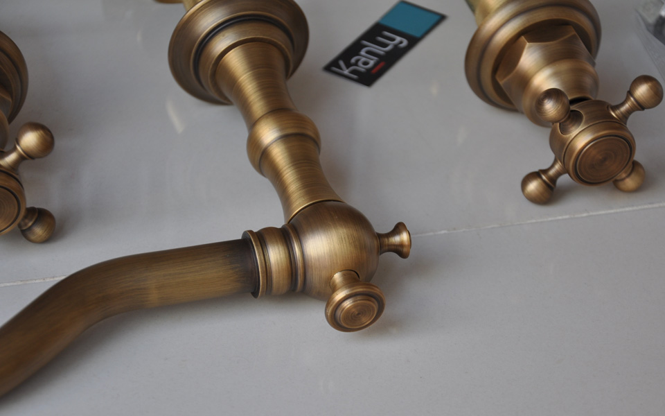 vòi chậu 3 lỗ bằng đồng thau