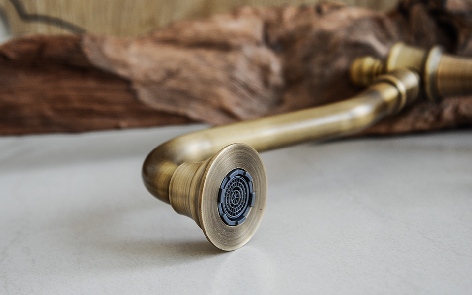 Vòi cổ điển chậu bếp, bằng đồng thau, nóng lạnh