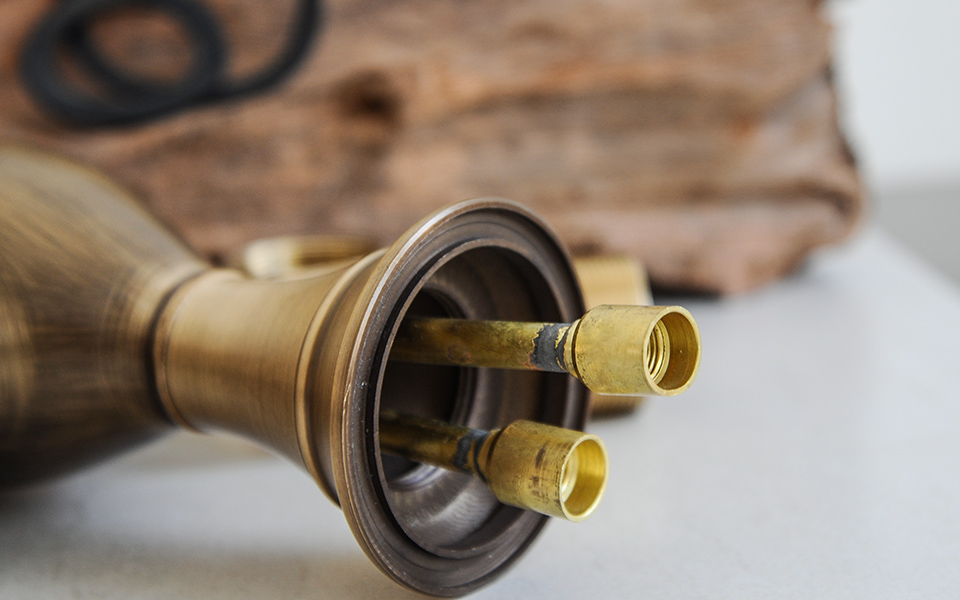 Vòi cổ điển chậu bếp, bằng đồng thau, nóng lạnh