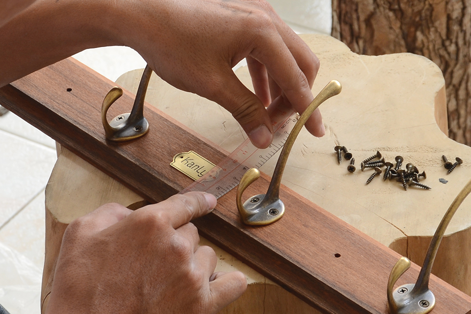 Đo vị trí đóng logo