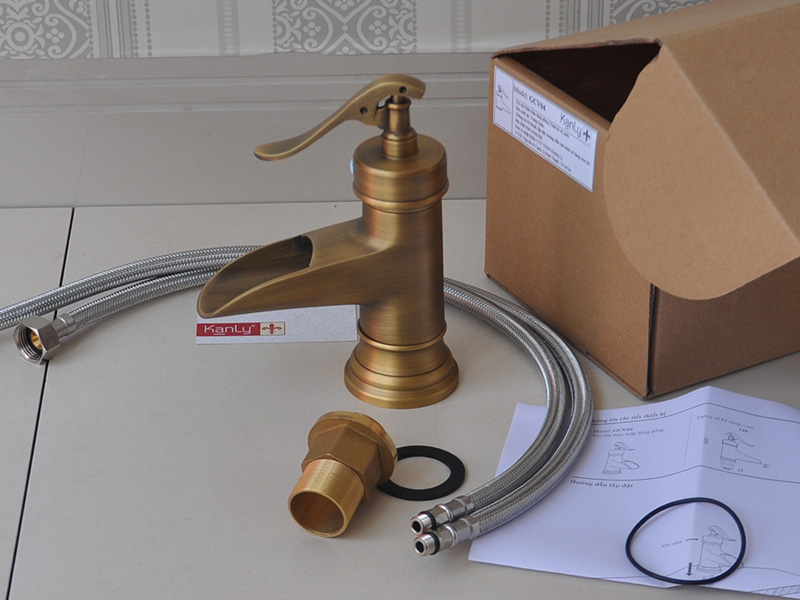 Vòi chậu rửa mặt, nóng lạnh, cổ điển, bằng đồng thau