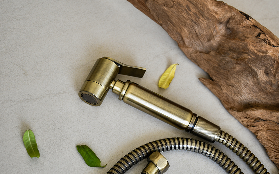 Vòi xịt rửa vệ sinh bồn cầu