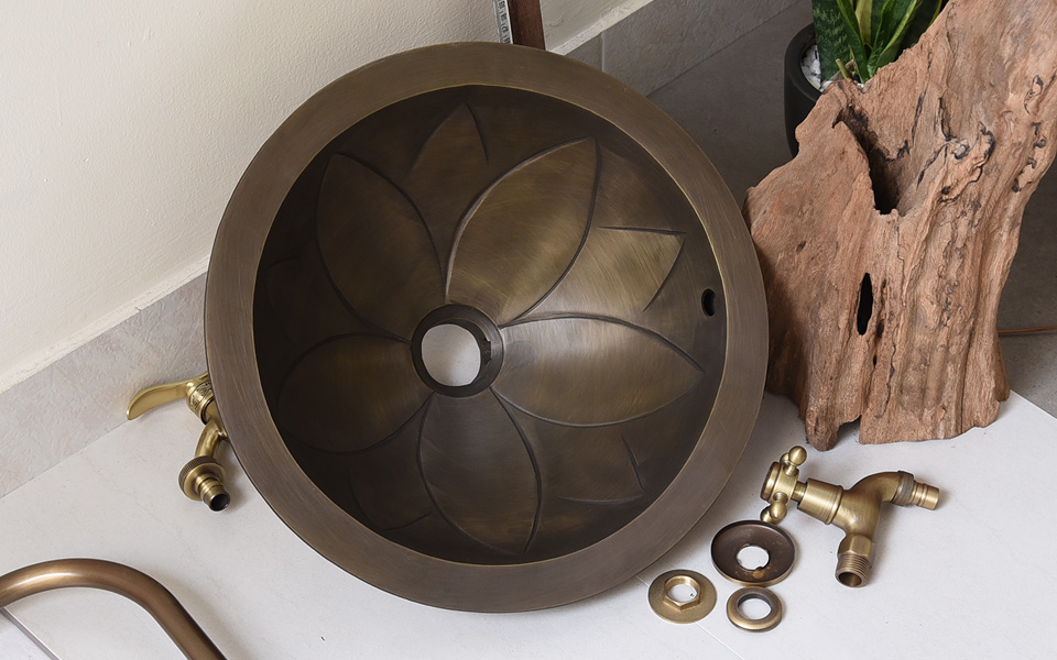 Lavabo chậu rửa tay bằng đồng thau