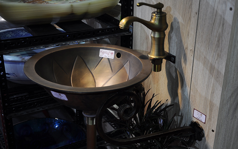 Lavabo chậu rửa tay bằng đồng thau