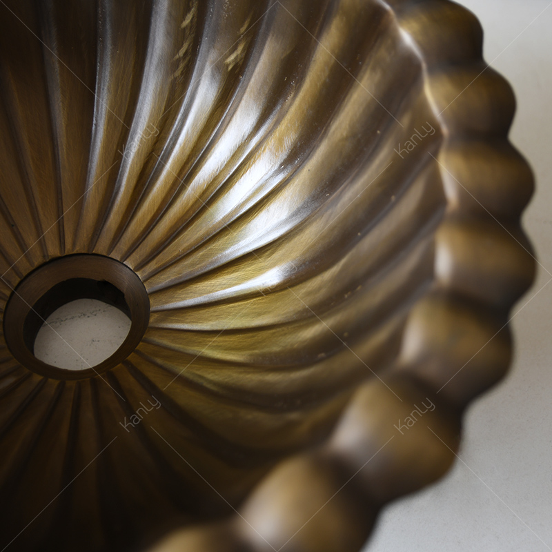 Chậu rửa mặt đồng thau đúc cổ điển