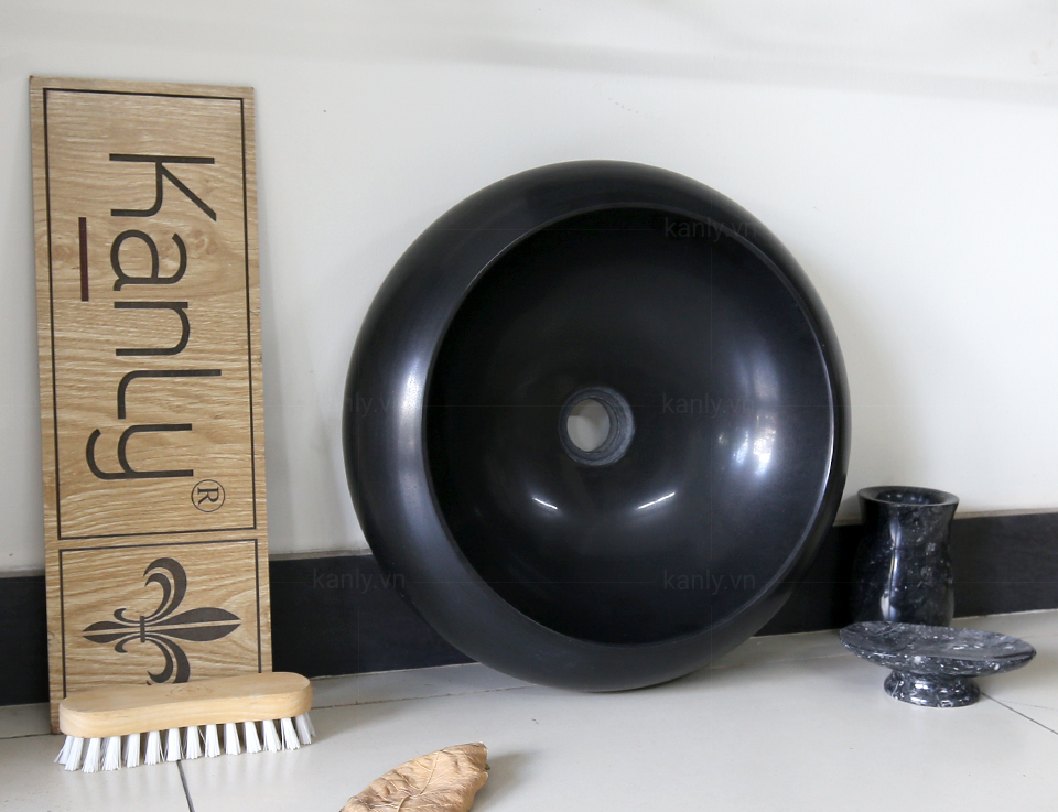 Lavabo đá đen basalt Việt Nam MAR122V mang vẻ đẹp mộc mạc