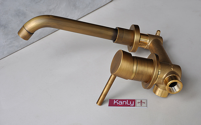 Vòi rửa chén nóng lạnh âm tường GCT04 phong cách rustic
