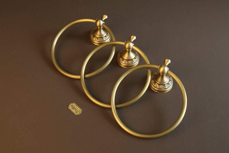 Vòng treo khăn phòng tắm GCH02