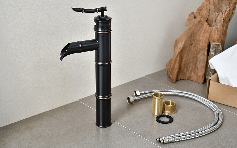 Vòi nước nóng lạnh lavabo