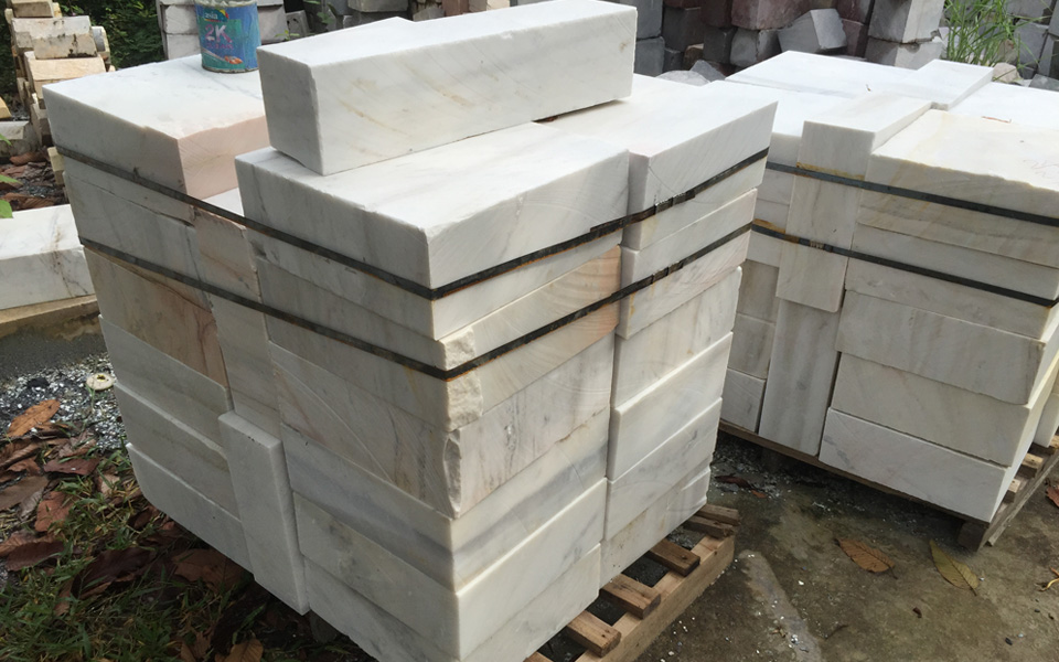 lavabo đá tự nhiên