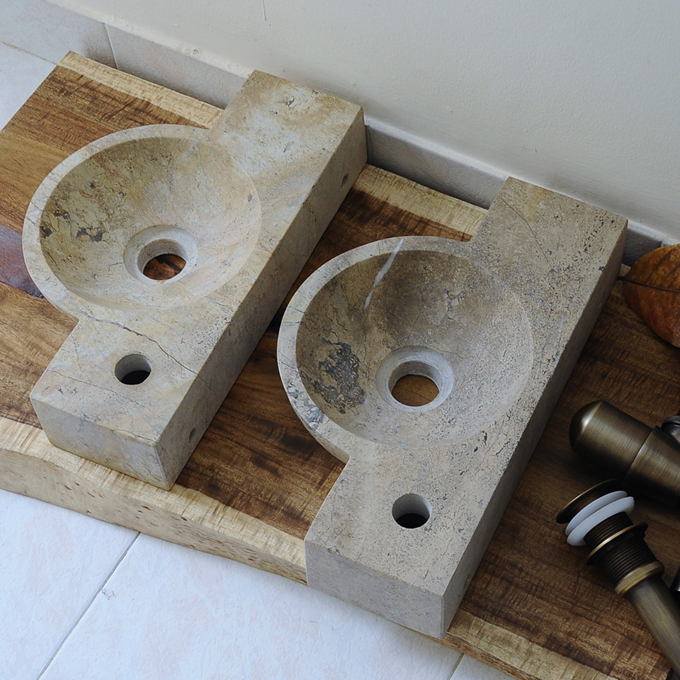 Lavabo đá nhỏ, mini, tí hon, chật hẹp, rất nhỏ, rửa tay.