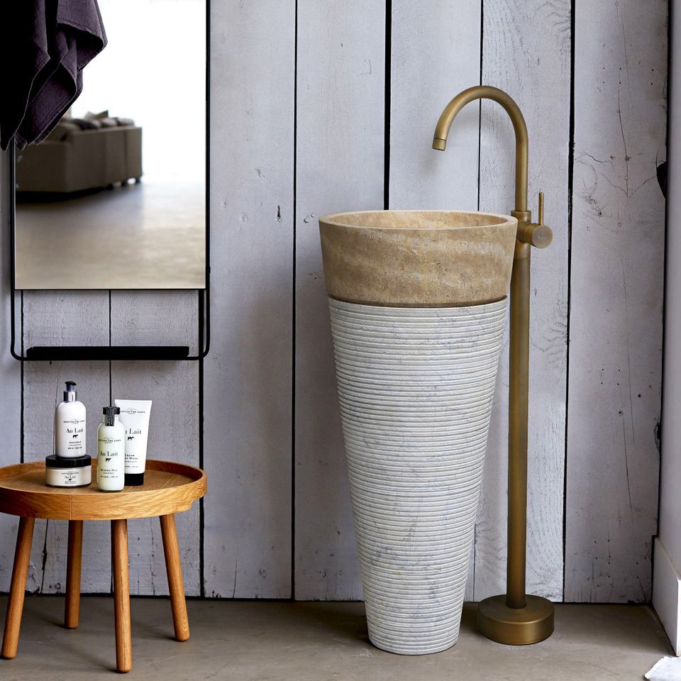 Chất liệu hoàn thiện từ khối đá thiên nhiên