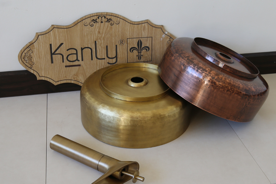 Chậu rửa mặt đẹp đặt nổi trên bàn phổ biến