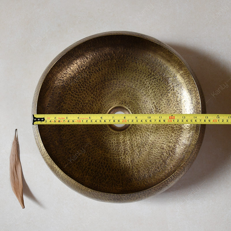 Chậu có đường kính phủ bì là 420mm