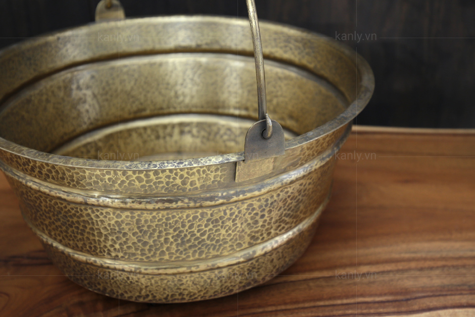 Chậu lavabo bằng đồng RSC411V gợi nhớ về những hoài niệm xưa