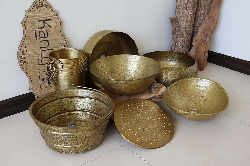 Các loại chậu rửa mặt bằng đồng thau do KanLy cung cấp