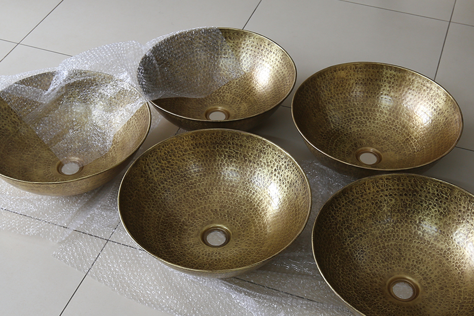 Các loại chậu rửa mặt bằng đồng thau do KanLy cung cấp