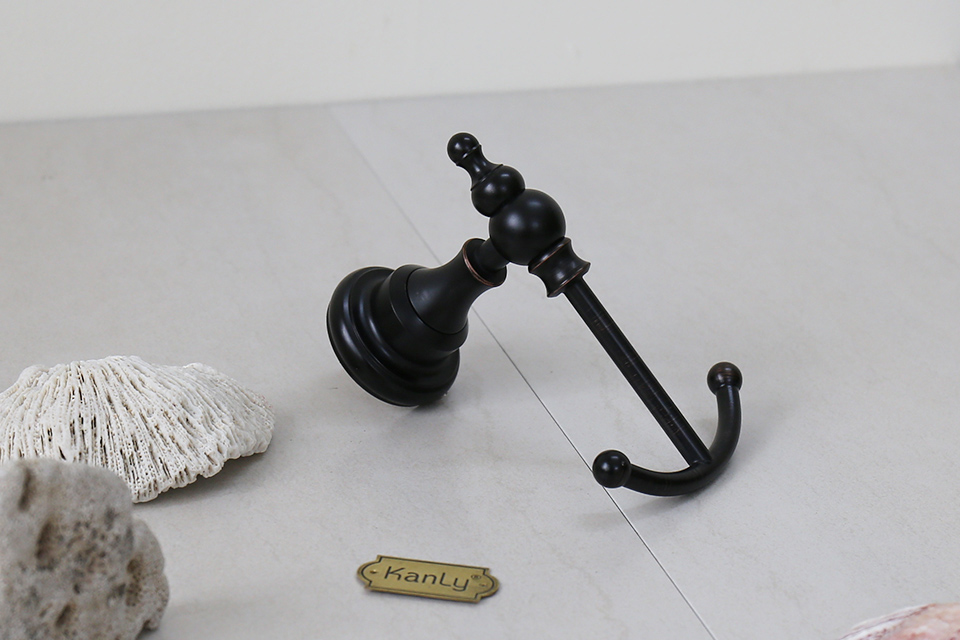 Chất liệu bằng đồng thau đúc