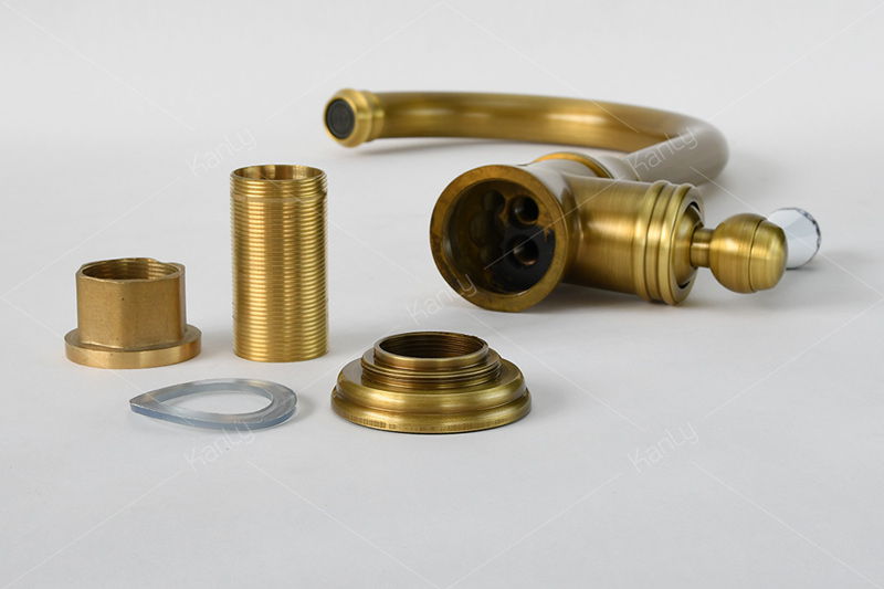 Phụ kiện, đai ốc, gioăng cao su của vòi nước rửa bát