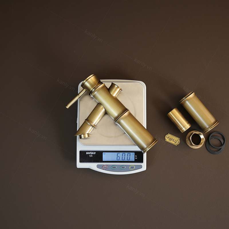 Vòi nước thân thấp có thể tùy chỉnh gắn thêm ống đồng