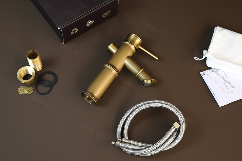 Mở hộp vòi đồng đúc hình ống tre GCV02