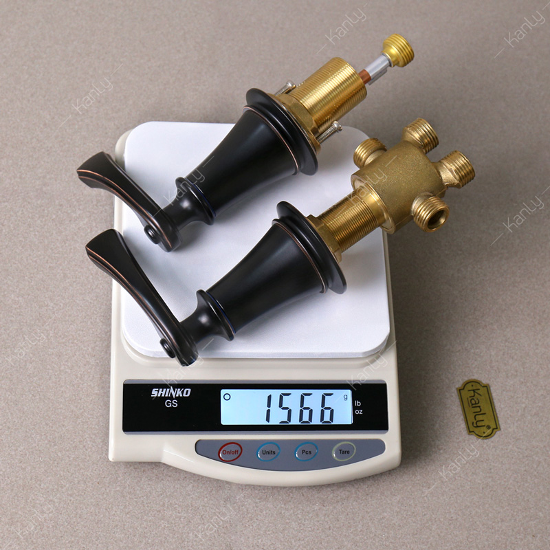 Vòi xả nước và van khóa nặng 1.5kg