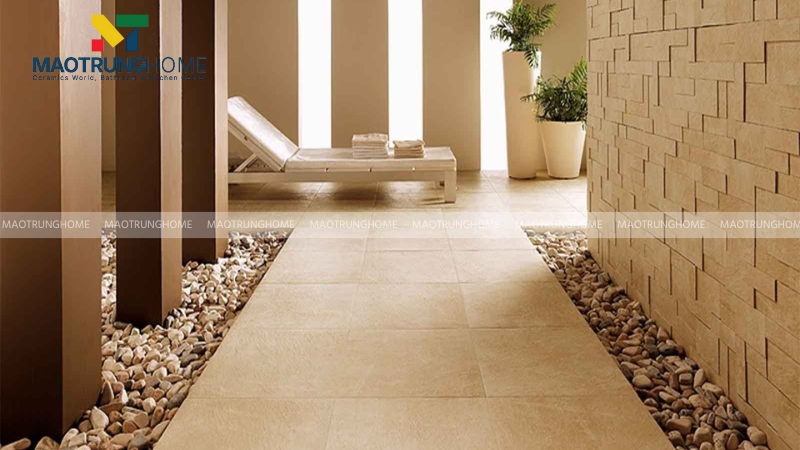 Lớp men bề mặt có tác dụng như một lớp áo giáp, giúp gạch chống bám bẩn hiệu quả