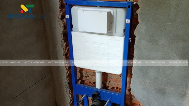 Lắp đặt bồn cầu treo tường sẽ phức tạp hơn bồn cầu đứng thông thường