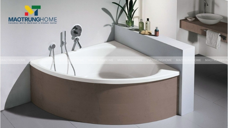 Bồn tắm góc tận dụng tối đa những góc chết trong phòng tắm