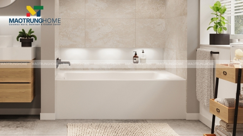 Bồn tắm áp tường là lựa chọn kinh tế và tiện dụng cho hầu hết các gia đình