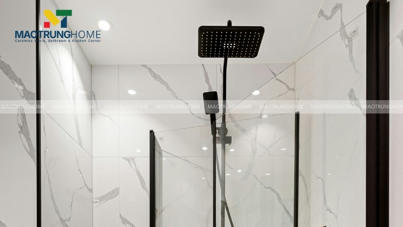 Sen cây tắm đứng