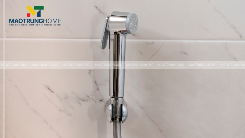 Vòi xịt Inox 304 là lựa chọn được ưa chuộng nhất nhờ độ bền cao, chống gỉ sét và ăn mòn