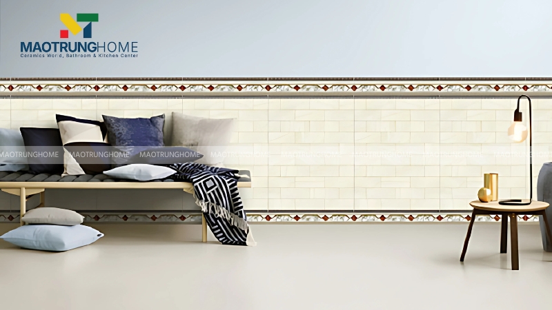 Ốp chân tường phòng khách cao 90cm - 1.2m