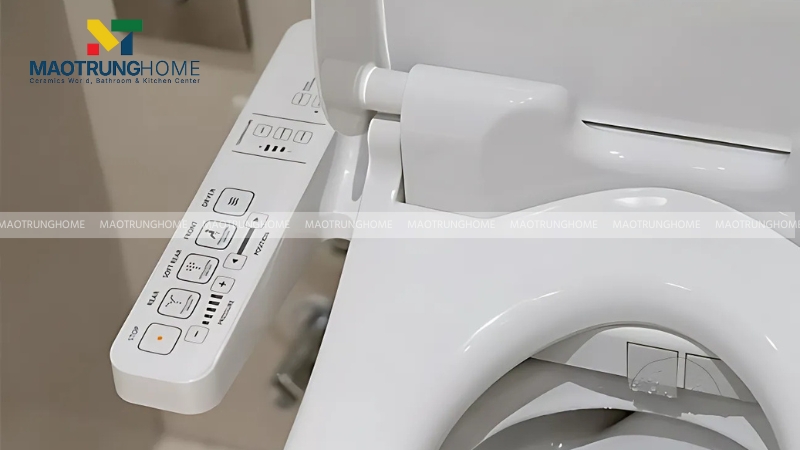 Nắp bồn cầu thông minh với bảng điều khiển bên hông nhiều chế độ hiện đại