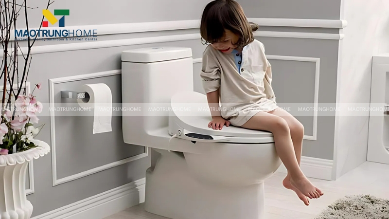 Nắp điện tử có cảm biến nhận biết người đang ngồi