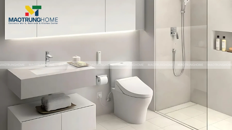 Thiết kế hiện đại, sang trọng của nắp bồn cầu sẽ tăng thêm phần thẩm mỹ cho không gian nhà vệ sinh