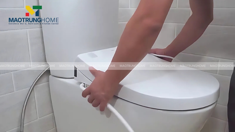 Mỗi hình dạng bồn cầu sẽ tương thích với các nắp khác nhau