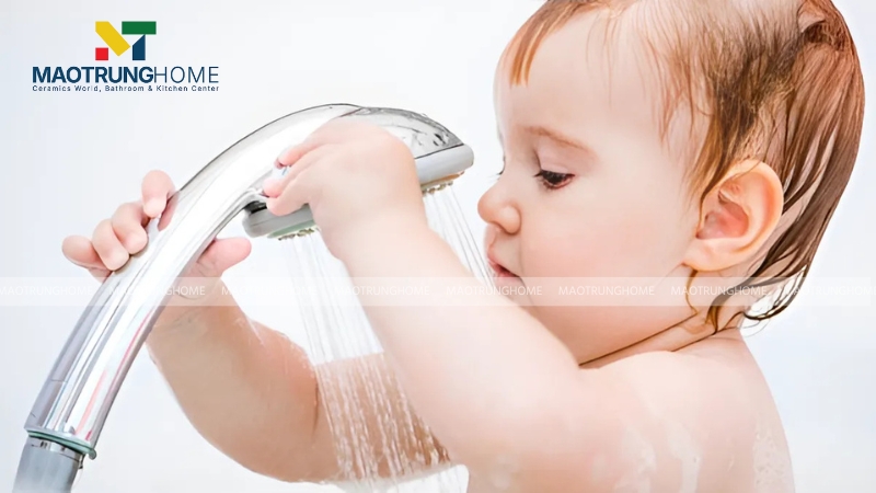 Vòi sen nhiệt độ có van khóa nhiệt nên an toàn đối với trẻ em